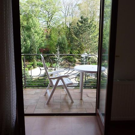 Balaton Art Guesthouse Balatonszárszó Εξωτερικό φωτογραφία